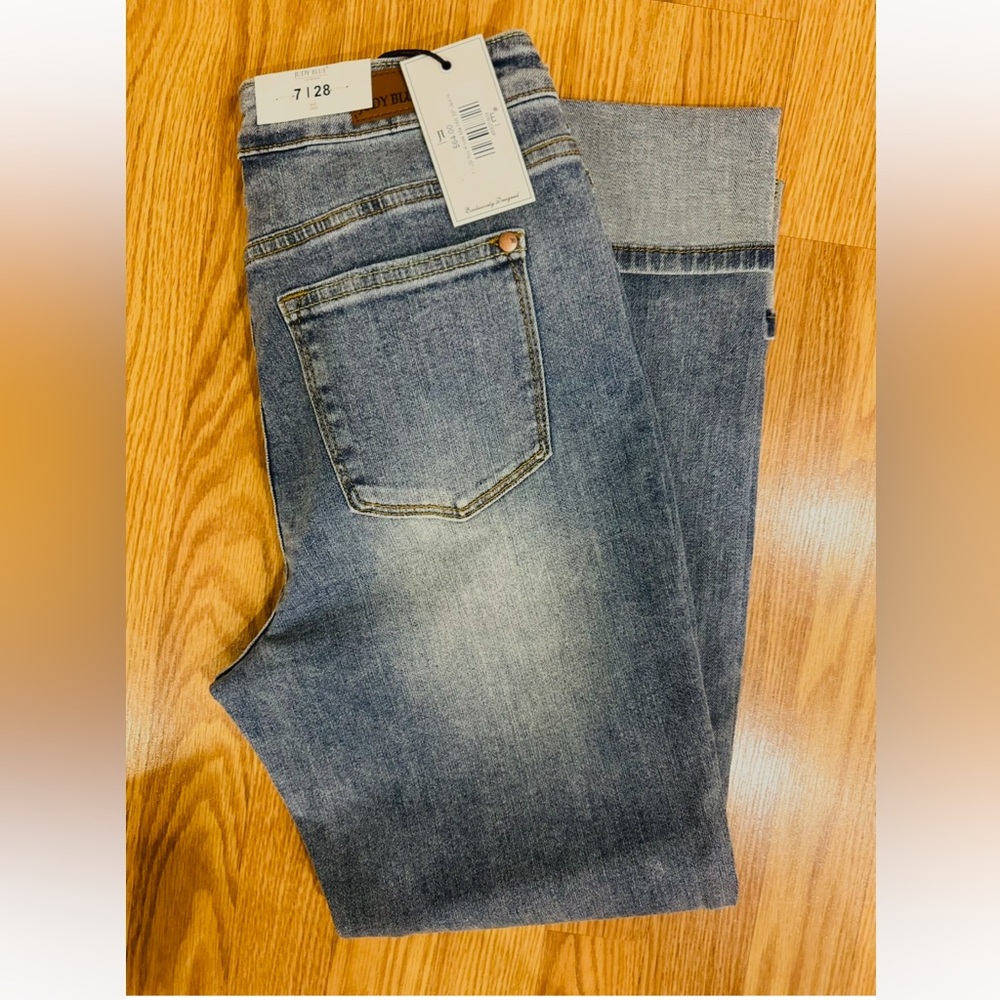 NWT JUDY BLUE Skinny Stretch Jean